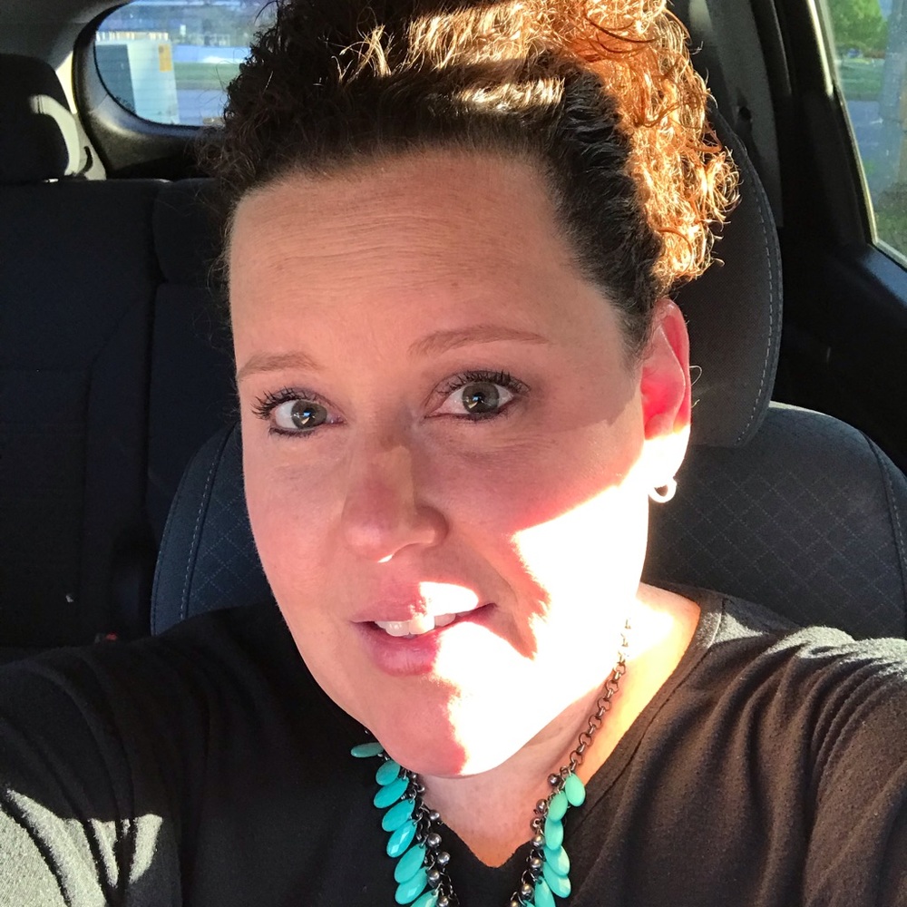 Meet your Posher, Jennifer